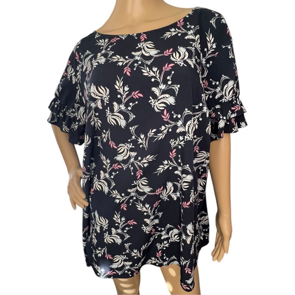 Lane Bryant Floral Pattern Short Sleeve Blouse With Ruffled Sleeves
